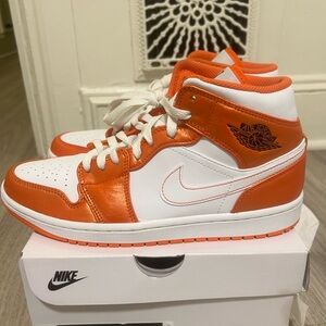 Metallic orange - Jordan 1